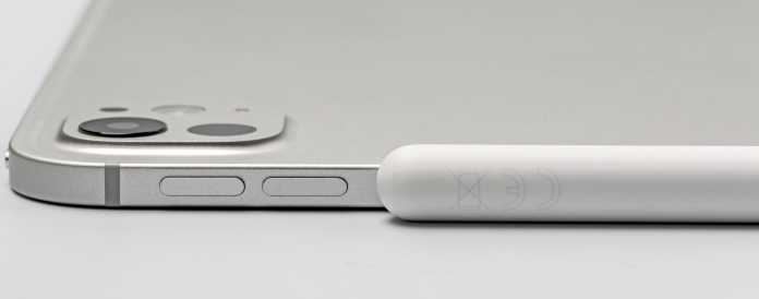 Das Gehäuse ist dünner als beim Vorgänger. Der Pencil Pro ist deutlich dicker. , 