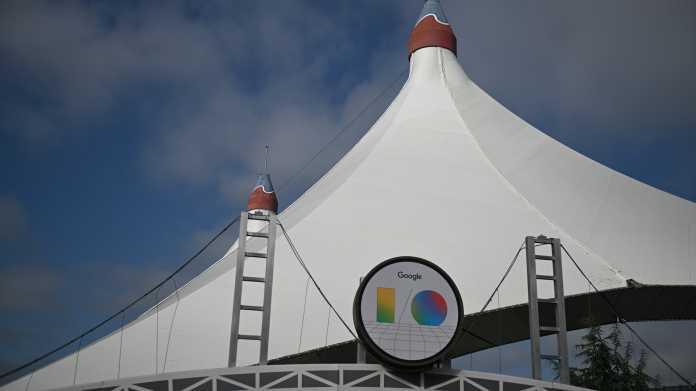 Das Dach der Veranstaltungshalle der Google I/O.