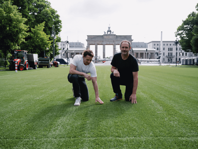 Alexander Nolte and Oliver Spies