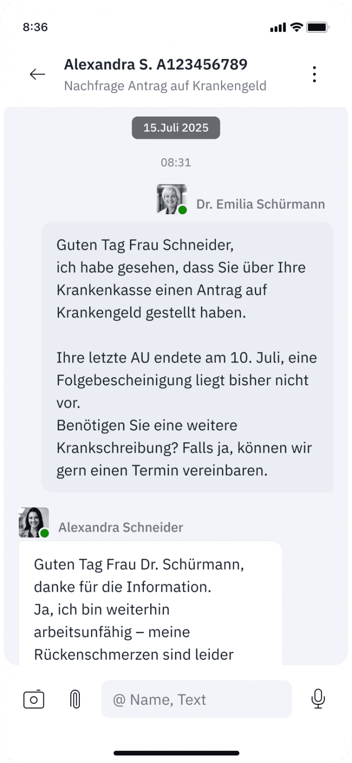 Beispielchat zwischen einer Patientin und einer Ärztin, in der es um Rückenschmerzung und um eine angestrebte Arbeitsunfähigkeitsbescheinung geht.