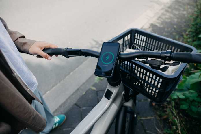 Canyon Citylite:on mit Smartphone