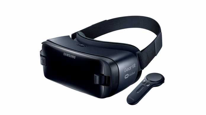 Image of the Samsung Gear VR with controller against a white background.