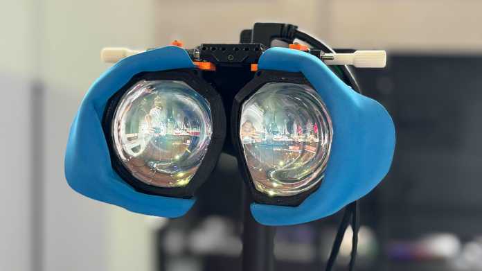 The PanoVR1 reference design with large lenses.