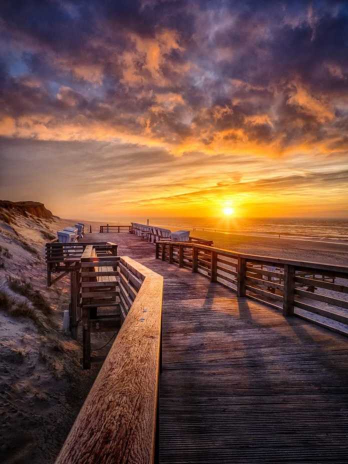 Sonnenuntergang am Steg