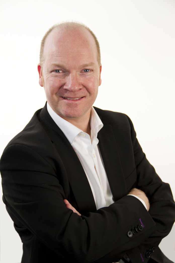 James Eiloart, Vice-President EMEA ,Tableau Software