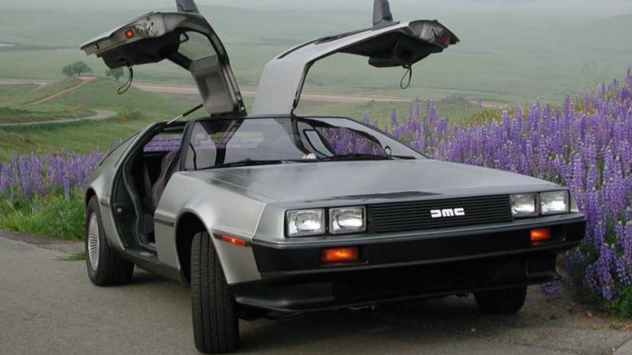 Kultauto DeLorean DMC-12