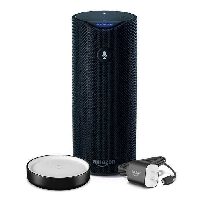 Amazon Tap ist eine kleinere Version von Amazon Echo zum Mitnehmen. Im stationären sitzt der Lautsprecher in einer Ladeschale.