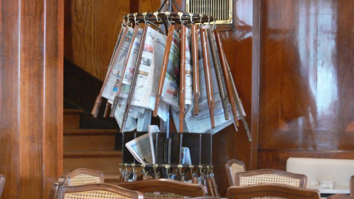 Zeitungsständer