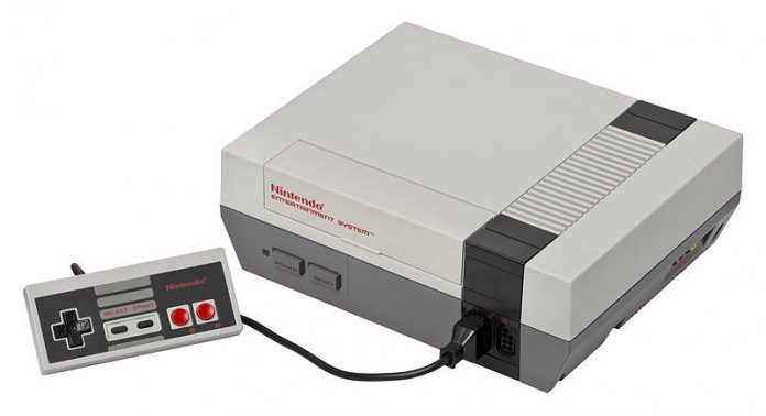 Die &quot;große&quot; NES aus den 1980ern.