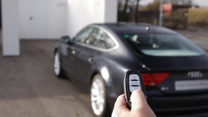 Autonomes Auto-Parken bei Audi