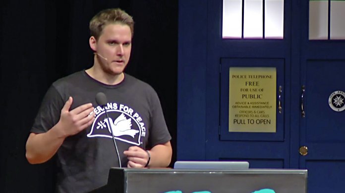 33C3: Drohnenkrieg als Politik des ausgestreckten Mittelfingers