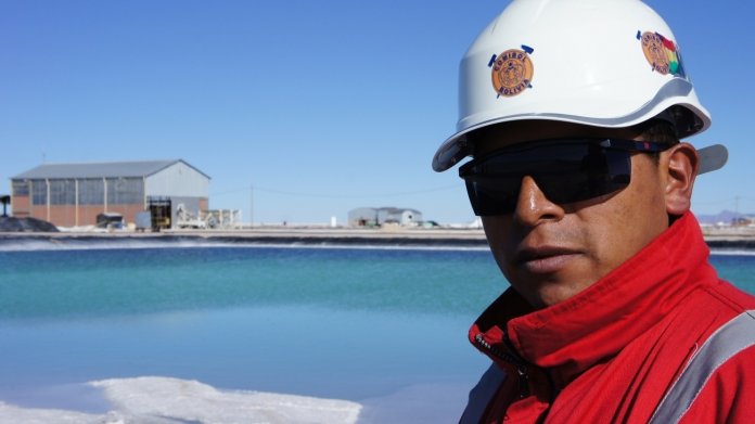 Weltgrößte Lithium-Reserven: Boliviens Präsident plant Abbauoffensive
