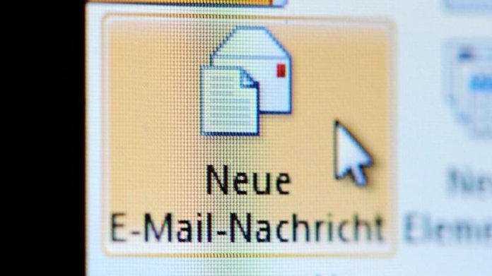 E-Mail-Adressen
