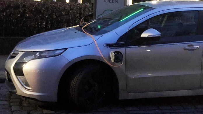 Elektroautos: 2017 wurden weltweit erstmals mehr als eine Million E-Autos zugelassen