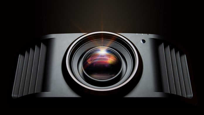 JVC: Erste "8K E-Shift"-Heimkinoprojektor