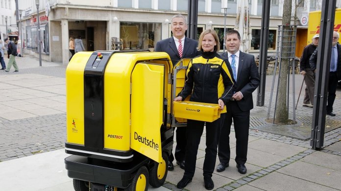 Deutsche Post stoppt Paketkästen für Privathäuser und Zustellroboter Postbot