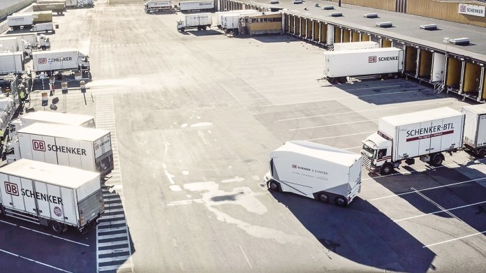 Autonomer Lkw ohne Führerhaus: DB Schenkers "T-pod" darf auf schwedischen Straßen fahren