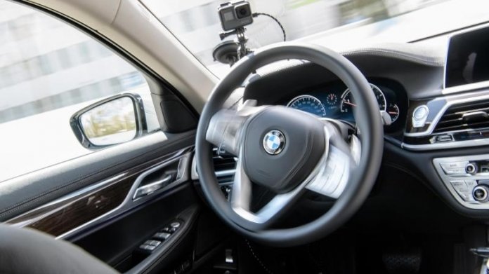 BMW - autonom fahrendes Fahrzeug