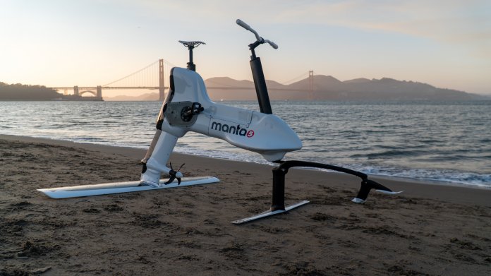 Manta 5: Mit dem E-Bike übers Wasser