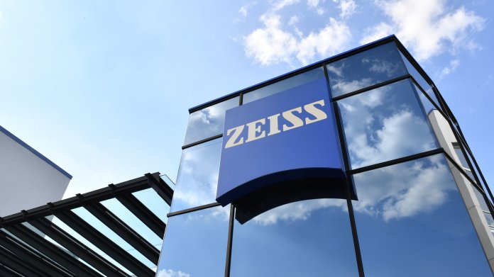Zeiss baut Softwarebereich mit Übernahme von Saxonia Systems aus