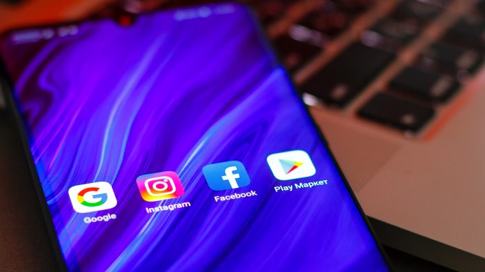 Google und Facebook investieren in Anzeigenmarkt