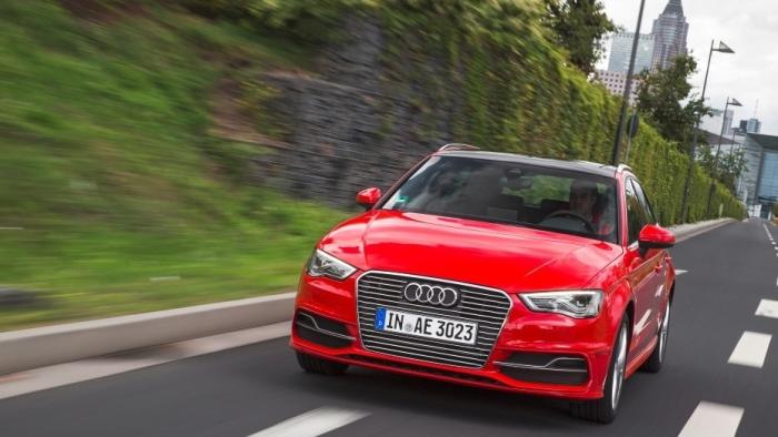 Der Audi A3 Sportback e-tron soll trotz Mehrgewicht gut fahren.