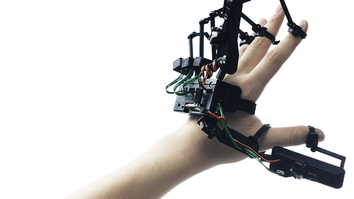 Exoskelett für Hände soll VR-Spiele realistischer machen ...