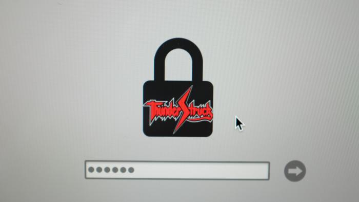 31C3: Thunderstrike greift MacBooks über Thunderbolt an