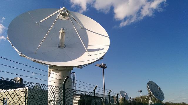 Satelit