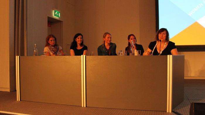GDC 2015: Isabelle Tremblay (Square Enix), Cat Silvestre (NaturalMotion), Orna Holland (King), Kim Pasquin (Nvizzio Creations) und Fiona Cherbak (Gameloft)