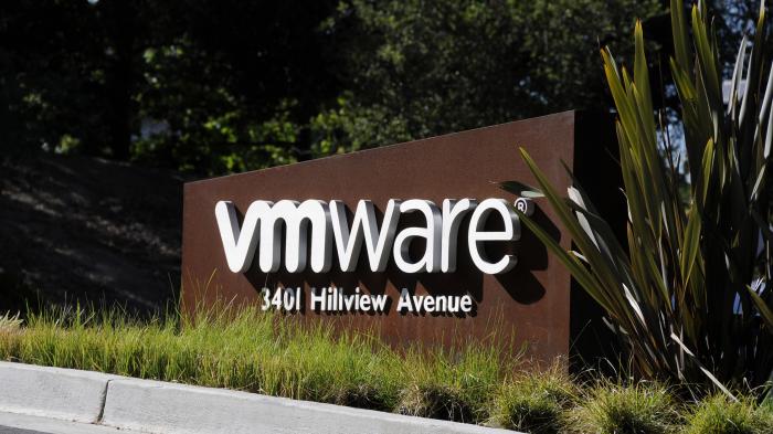 VMware baut 800 Arbeitsplätze ab