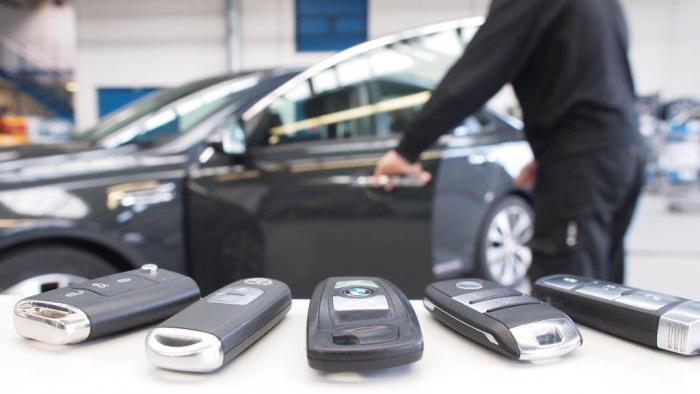 ADAC: Viele aktuelle PKW-Modelle über Funk knackbar