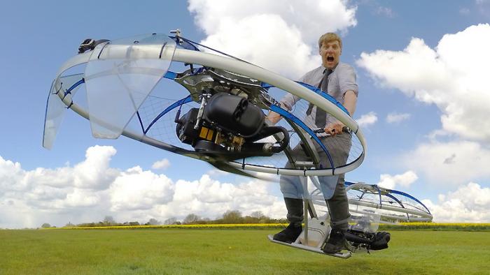 Colin Furze baut manntragenden, bezinbetriebenen Duo-Copter
