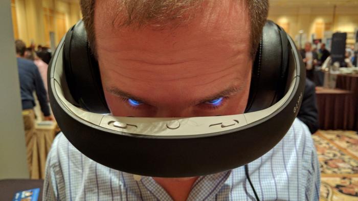 Videobrille Glyph projiziert Bilder direkt auf die Netzhaut