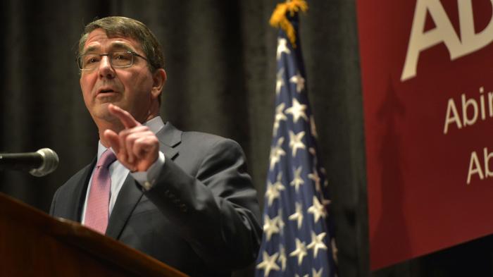 Carter: Antwort auf russische Hackerangriffe war erst der Anfang