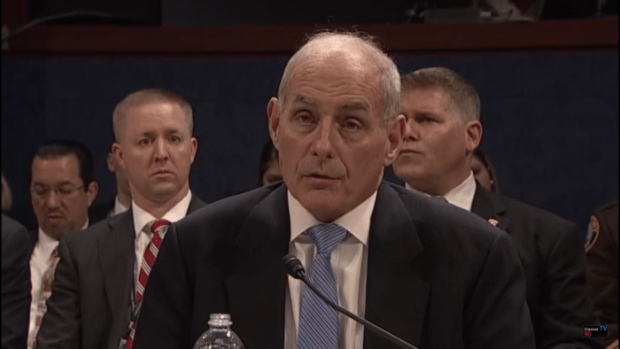 Homeland Security: Möglicherweise Passwörter in künftigen Checks