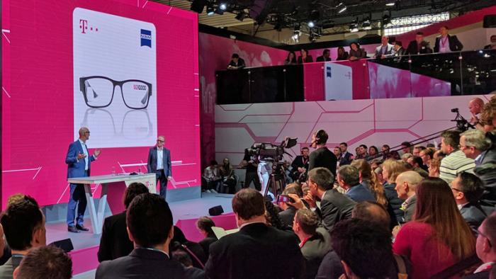 Augmented Reality: Telekom und Zeiss entwickeln Datenbrille weiter