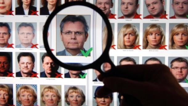Datenschutzrisiken von Biometrie in der Online-Authentifizierung beherrschbar machen