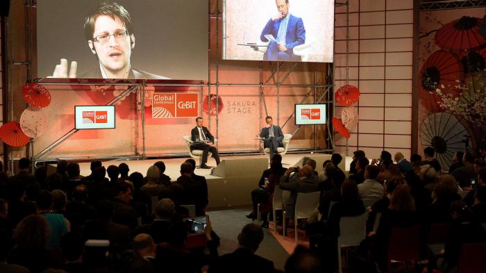 Edward Snowden auf der Cebit