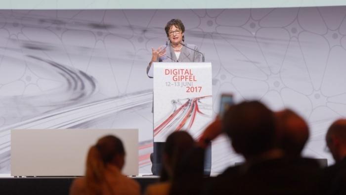 Digitalgipfel will Vernetzung von Patientendaten vorantreiben