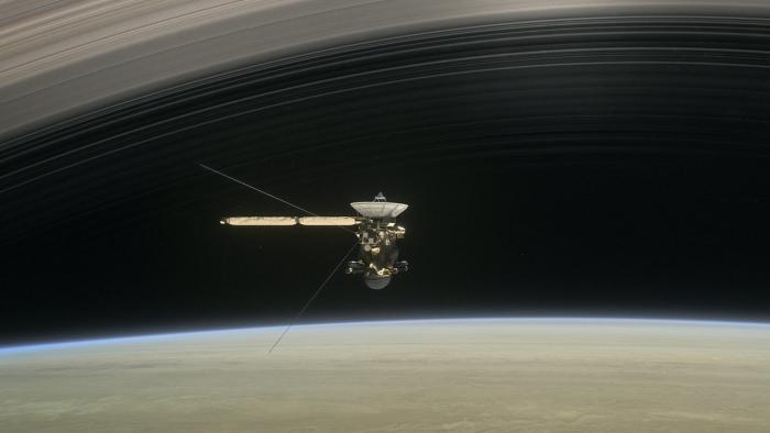 Nasa-Sonde "Cassini" gibt Saturn-Mond Titan "Abschiedskuss"