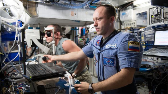 Bakterien auf Raumstation ISS ähnlich wie im Wohnzimmer