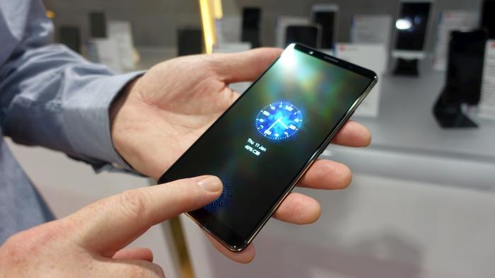 Ausprobiert: Das erste Smartphone mit Fingerabdrucksensor im Display