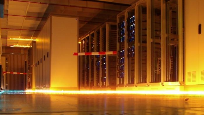 Server, Rechenzentrum, Vorratsdatenspeicherung