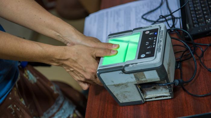 Reis gegen Fingerabdruck: Digitalwahn und Hunger in Indien