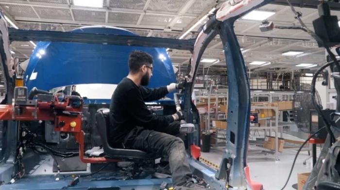 Elektroautos: Tesla steigert Autoproduktion