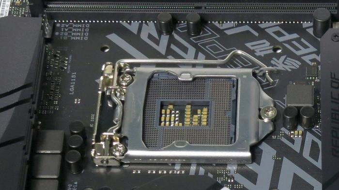 LGA1151-Fassung auf Mainboard mit Serie-300-Chipsatz