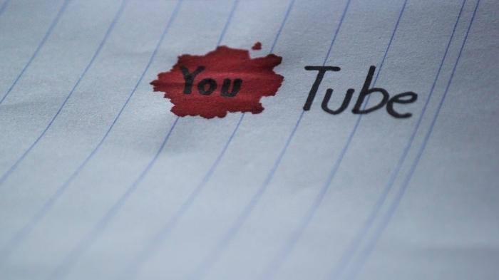 YouTube schaltet weiterhin Werbung vor extremistischen Inhalten