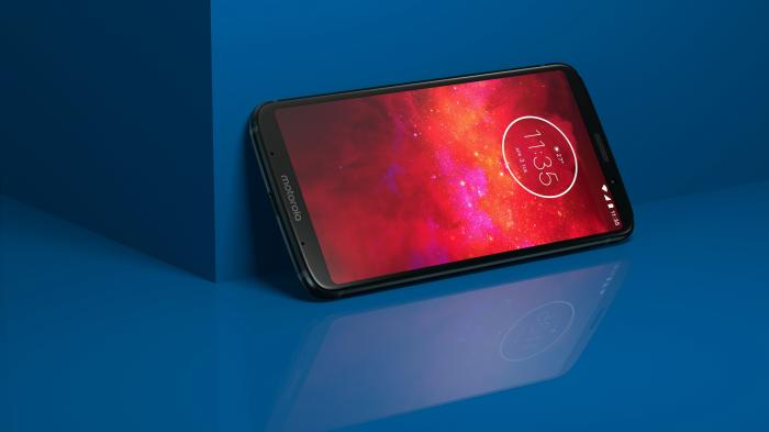 Moto Z3 Play: Handy mit Gestensteuerung und Akku-Modul