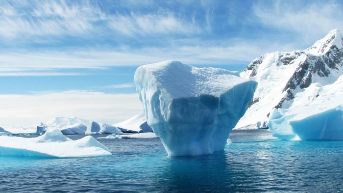 Antarktis-Eis schwindet immer schneller – Meeresspiegel steigt